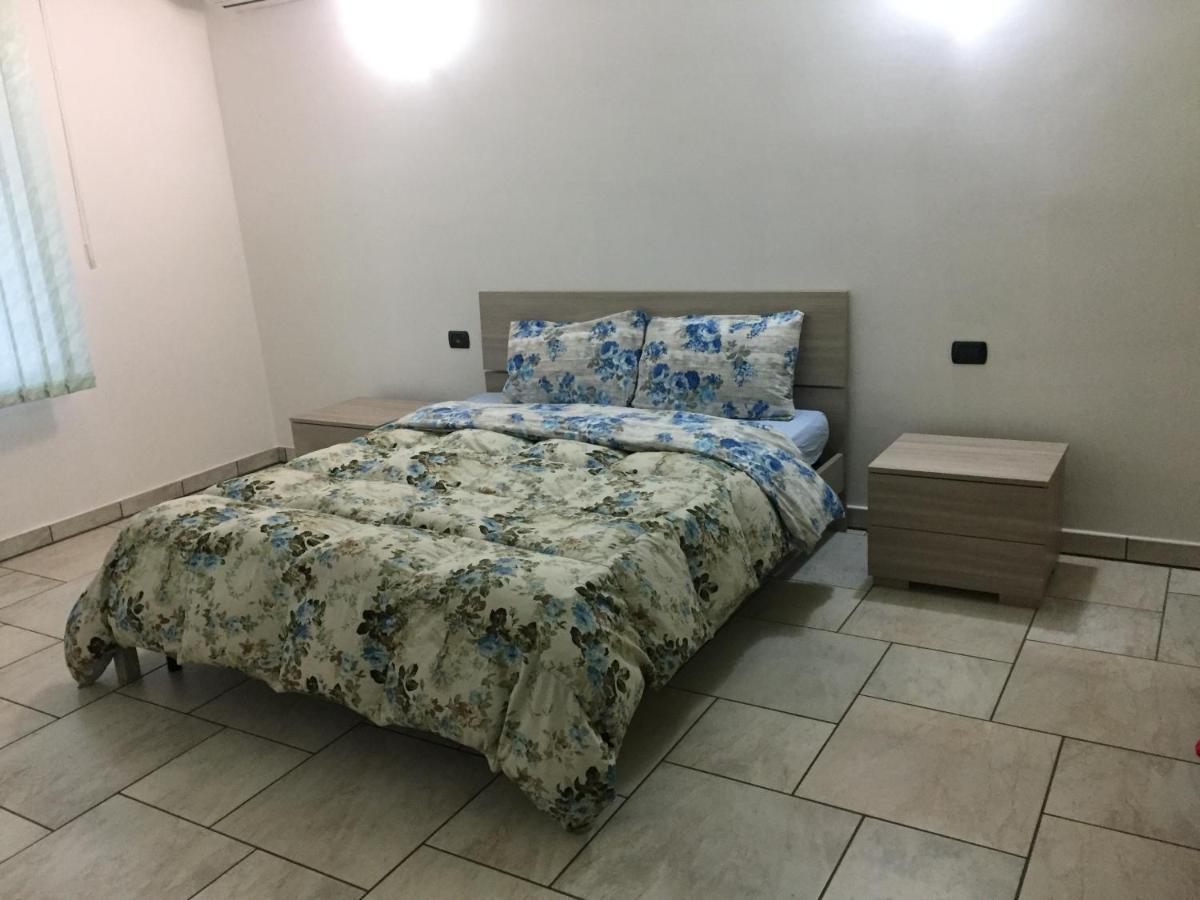 Villa Althea Ronago Luaran gambar