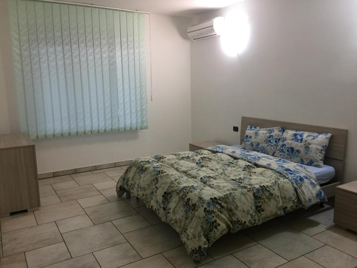 Villa Althea Ronago Luaran gambar