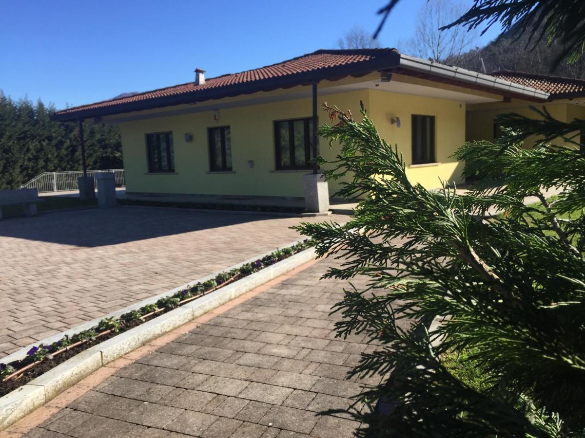 Villa Althea Ronago Luaran gambar