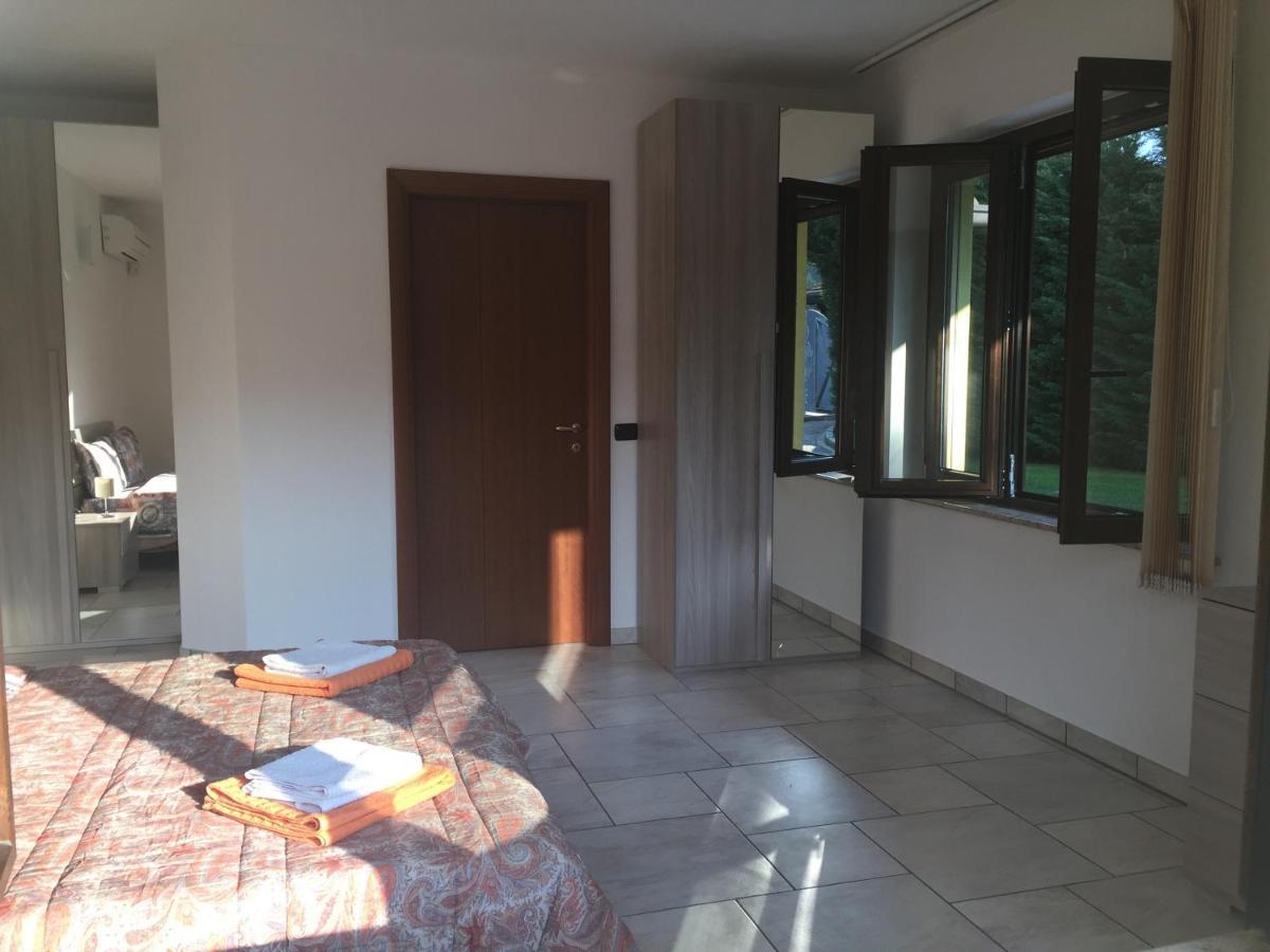 Villa Althea Ronago Luaran gambar